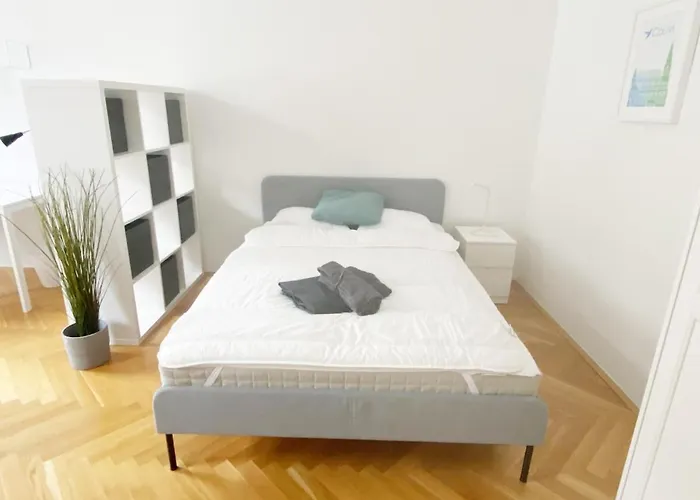Apartment Modern, Bright, Spacious 3-room-apartment In A Area Of *